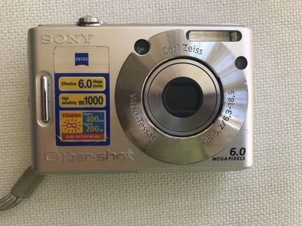 Фотоаппарат Sony Cyber-shot DSC-W30