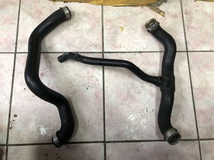 Патрубок радиатора Mercedes S221 W221