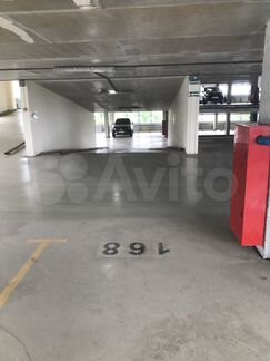 Машиноместо, 18 м²