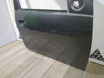 Дверь передняя правая Рено Дастер Renault Duster