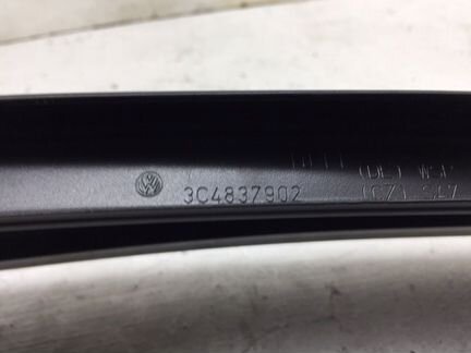 Накладка двери передняя правая Volkswagen Passat