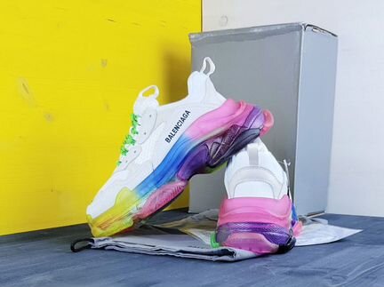 Balenciaga Triple S кроссовки новые женские