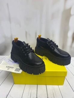 Ботинки Fendi