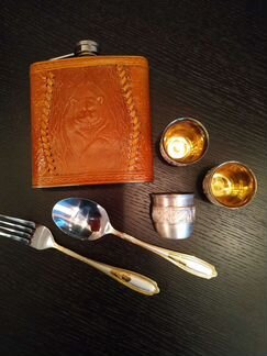 Подарочный кожаный новый дипломат для пикника