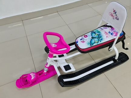 Снегокат Ника Спорт со спинкой Бабочки Новый