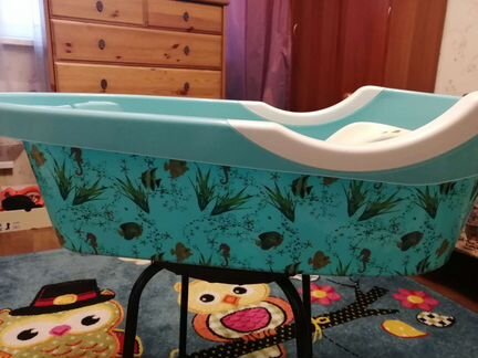 Ванночка для купания с горкой