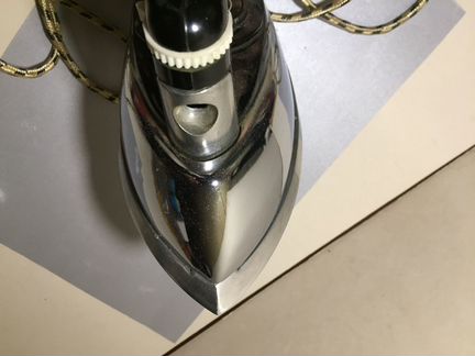 Утюг СССР 1989 1000 Вт