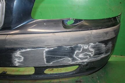 Бампер передний Volvo V70 2 2000-2004