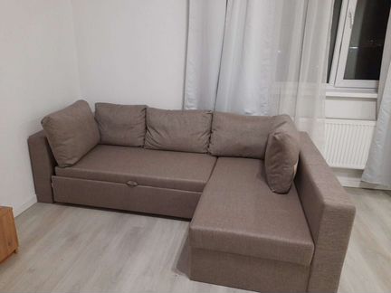 2-к квартира, 75 м², 2/4 эт.