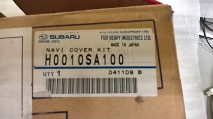 Козырек навигационного модуля Субару Форестер С11