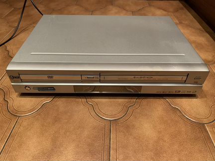 DVD/VHS проигрыватель LG