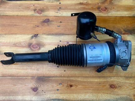 Пневмостойка Audi A8 D3/4E (рестайлинг) 2007г