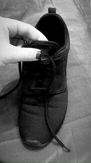 Чёрные Кроссы женские Nike
