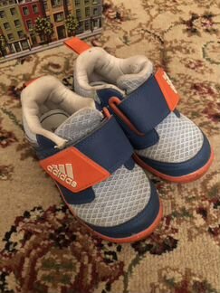 Кроссовки adidas