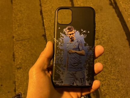 Чехол на iPhone 11