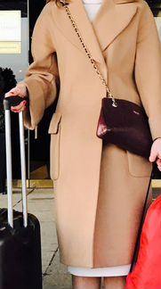 Бежевое осенне пальто в стиле MaxMara, 42р