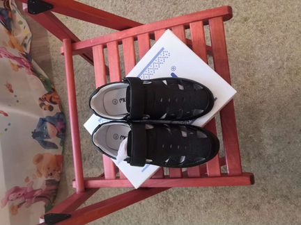 Кожаные туфли для школы