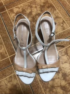 Босоножки Carlo Pazolini 38 р