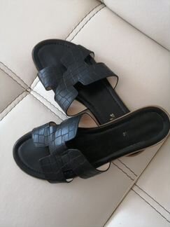 Сандалии, шлепки