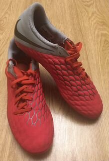 Бутсы футбольные Nike Hypervenom III FG