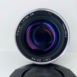 Carl Zeiss Planar T* 85mm f/1.4 ZE for Canon EF