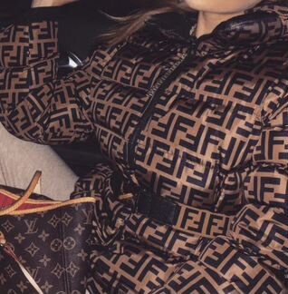 Куртка Fendi женская