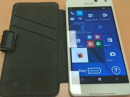 Телефон Microsoft Люмия 650