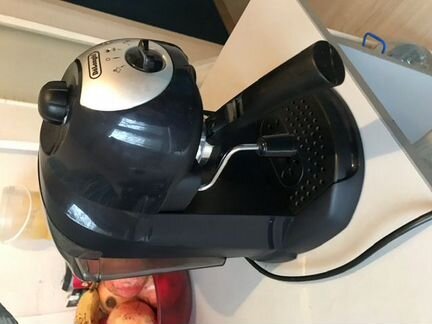 Кофеварка delonghi