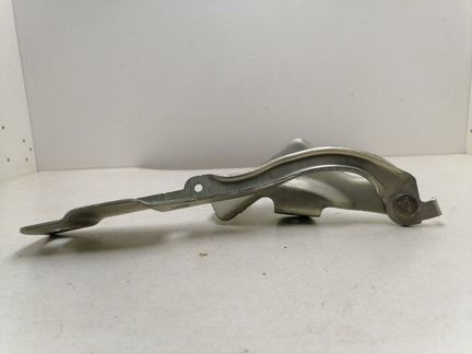 Петля капота передняя левая Renault Arkana 1