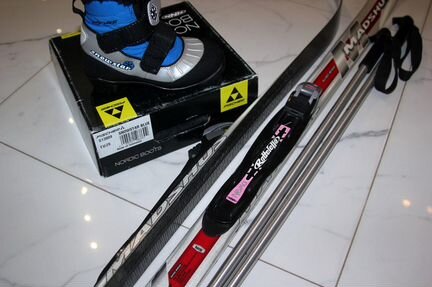 Продаю комплект детских лыж Fischer madshus