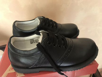 Туфли чёрные на шнурках для мальчика