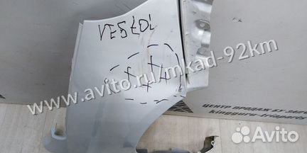 Крыло переднее правое Lada Vesta (2015) oem 84