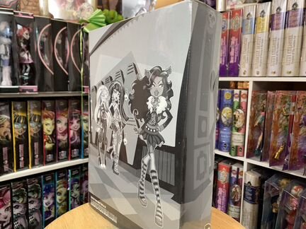 Скара Худуд комик кон Монстр Хай 2 куклы в коробке