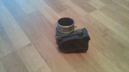 Дроссельная заслонка Audi WV Skoda 2.0