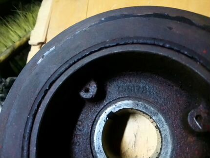 Шкив коленвала saab 9000