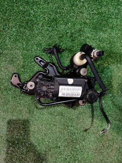 Компрессор пневмоподвески на Мерседес-W211,W219