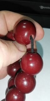 Бусы из драгоценного красного дерево