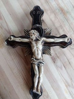 Католический крест распятие