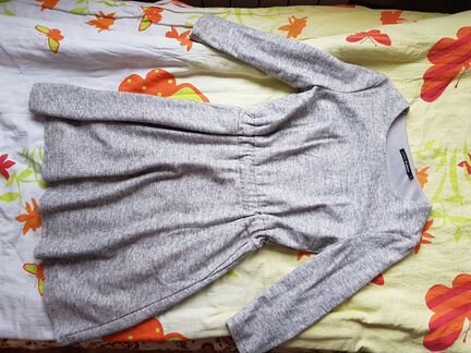 Шерстяное серое платье