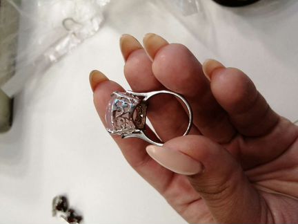 Серебро:кольца аквамарин, серьги топаз, агат