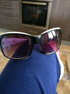 Очки солнцезащитные