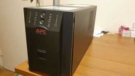 APS smart-UPS 750xl