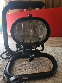 Прожектор галогенный 150w