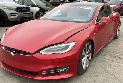 Tesla Model S AT, 2020, битый, 25 000 км