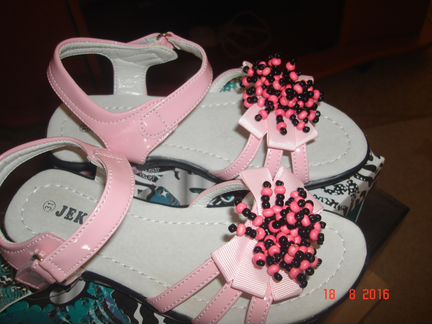 Босоножки р.31.32.34, кроссовки новые