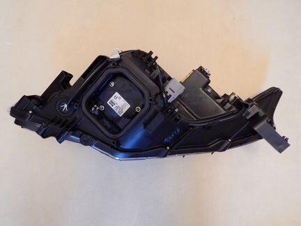 Фара правая Лексус Lexus RX350 RX450H ксенон