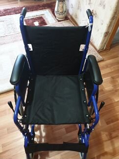 Продам инвалидную каляску для дома