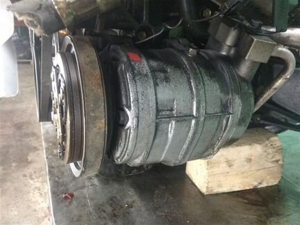 Компрессор кондиционера Nissan Largo (W30) W30