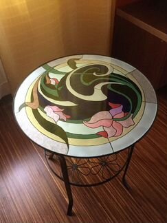 Дизайнерские стеклянные столики