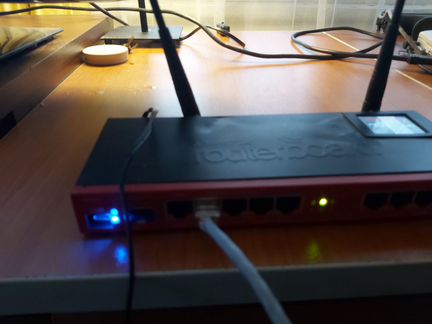 Mikrotik routerboard 2011UiAS-2HnD-IN